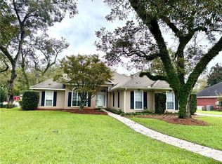 2735 Oakridge West Dr, Mobile, AL 36608