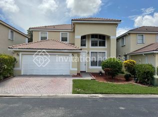 7710 NW 23rd St, Hollywood, FL 33024