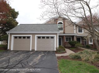 6340 W Lake Dr #21, Haslett, MI 48840