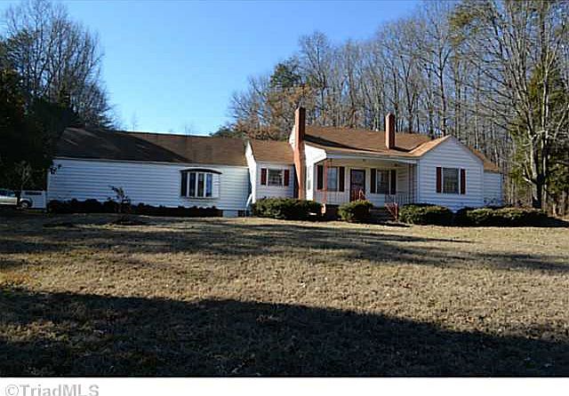 2nd image of 4826 Randleman Rd
