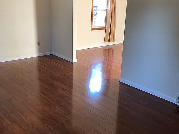 2nd image of 700 Thelma Dr