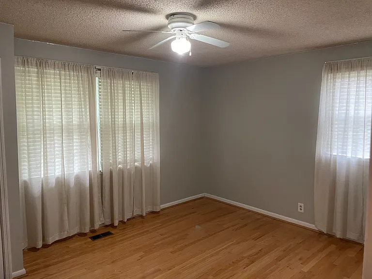 2817 Galesburg Dr — Photo 33