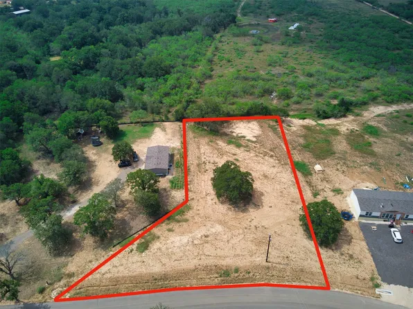 190 Romberg Rd, Dale, TX 78616