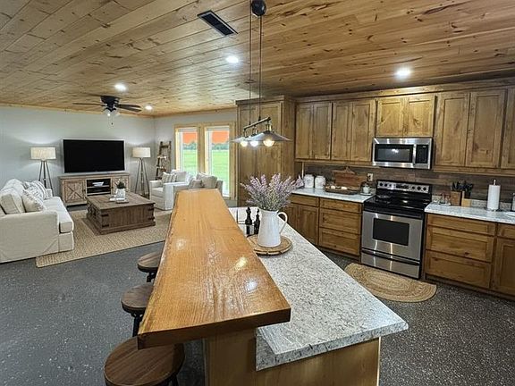 4th image of 10627 Old Willis Rd