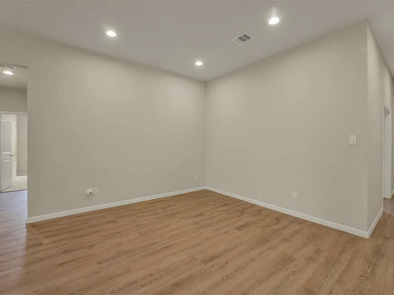 31106 Durham Creek Ct — Photo 11