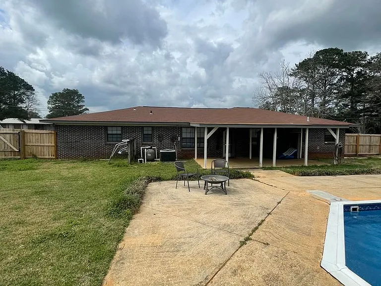 306 Meadowlark Ln — Photo 11