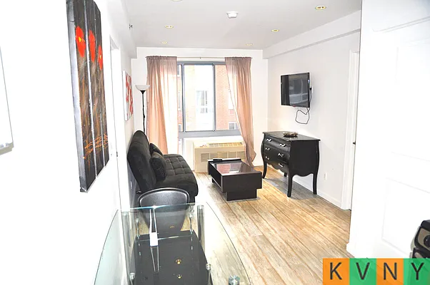 Rented by KVNY Soho | media 73