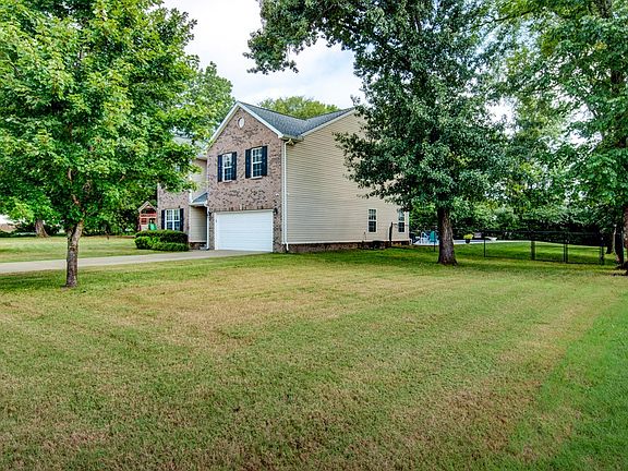 2nd image of 111 Arkansas Ct