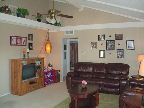 3rd image of 244 Village Dr