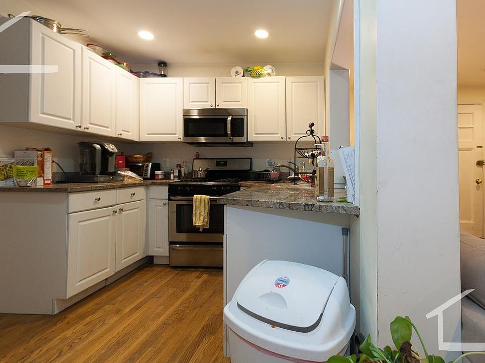 1st image of 53 Egmont St #3A