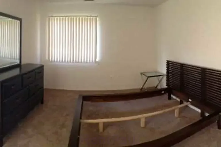 Woodcrest Apartments — Photo 9