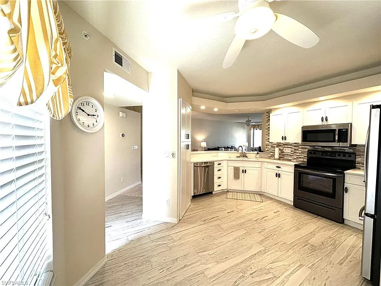 6816 Satinleaf Rd S #102 — Photo 6
