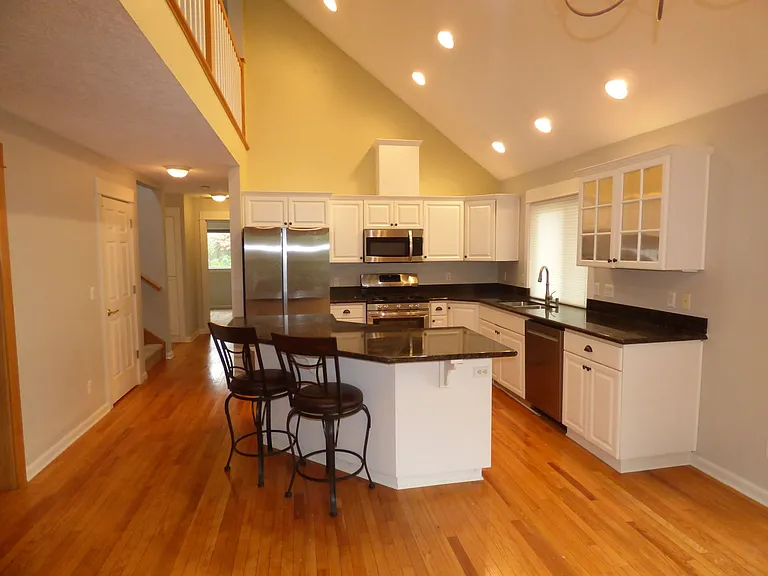 4592 Indian Earth Ct NE — Photo 9