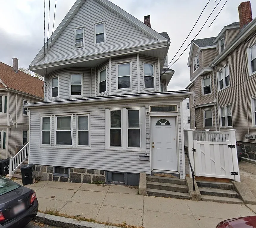 4 bed, 1.5 bath, 1400 sqft, $3,950 — Photo 1