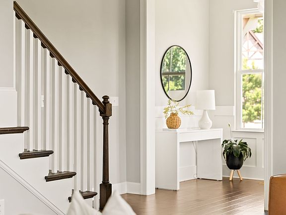 4th image of 2038 Cabell Dr