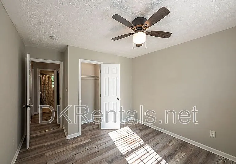 2874 Blount St — Photo 21