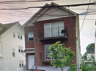 19 Huntington Ter, Newark, NJ 07112