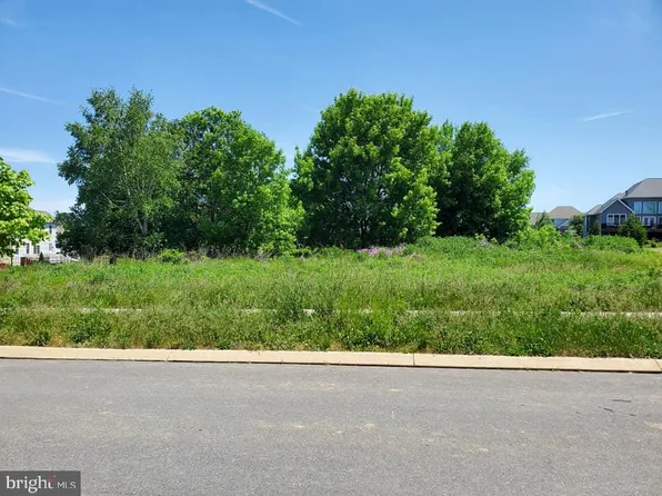 117 Primrose Ct, State College, PA 16801