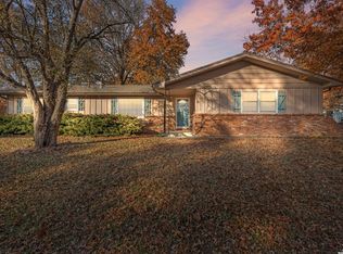 2837 Maine Ct, Lawrence, KS 66046