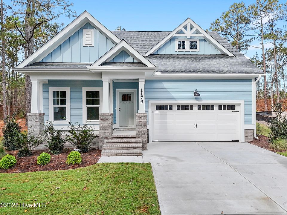 1st image of 1179 Woodbridge Lane SE