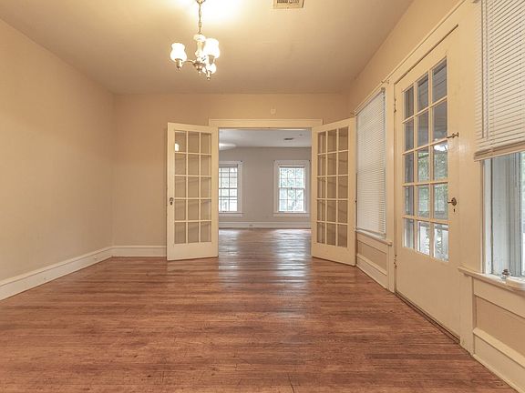 5th image of 2716 Morrow Ave
