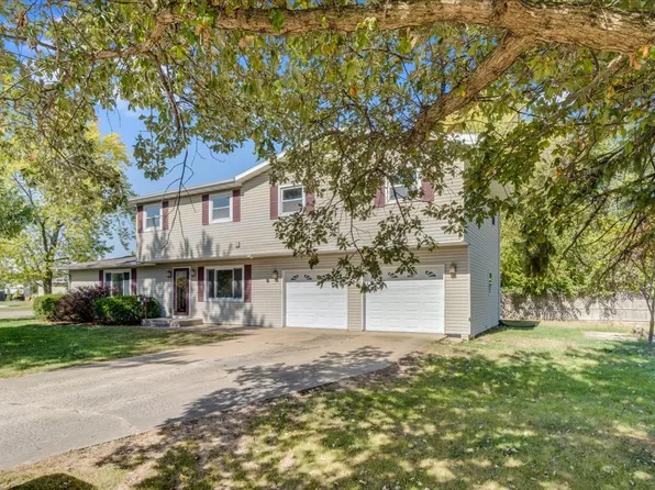655 W Franklin St, Paxton, IL 60957
