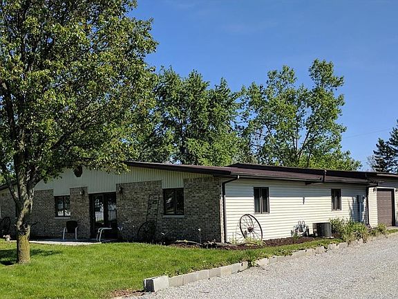 2nd image of 26600 Slusser Dr #&-26608