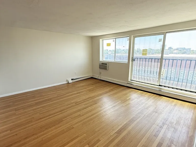 1643 Cambridge St #73 — Photo 3
