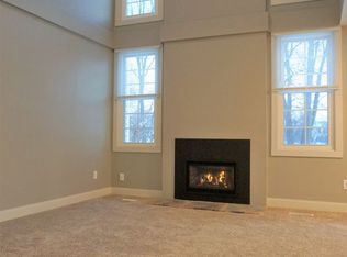 6613 Stillwater Blvd N, Oakdale, MN 55128