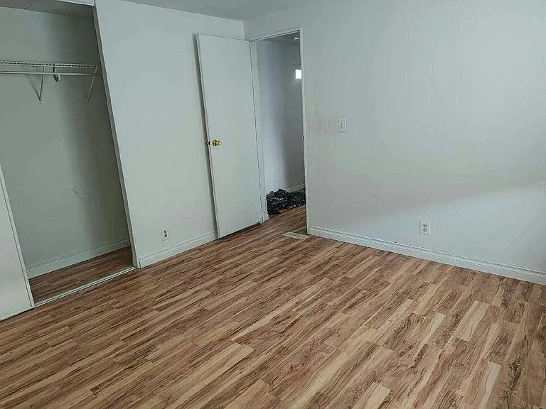 4741 S 6th St #13 — Photo 1
