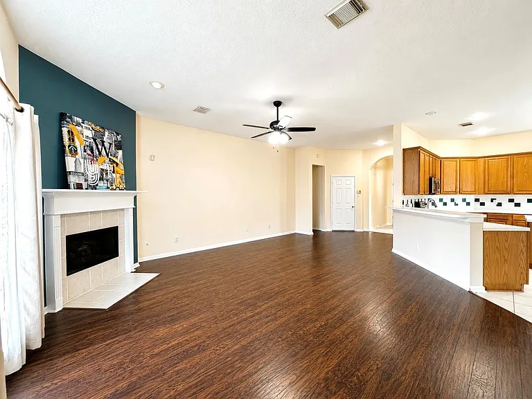 3611 Sheldon Dr — Photo 6