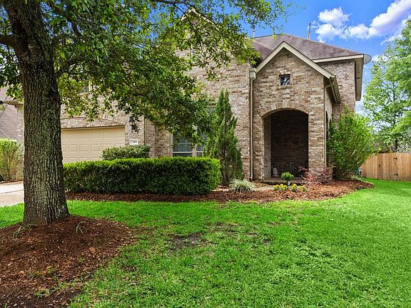 3rd image of 3319 Misty Alcove Ct
