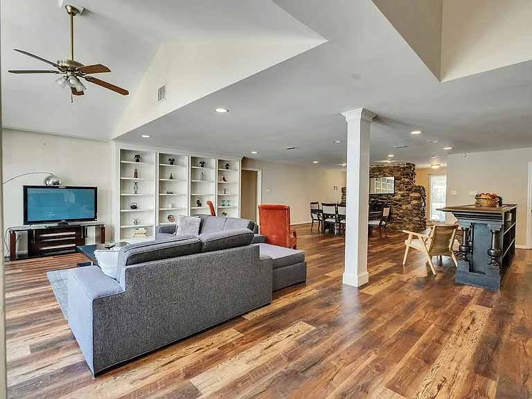 8402 Matthews Ln #1 — Photo 64
