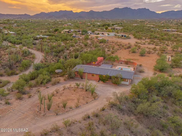 3930 N New York Dr, Tucson, AZ 85745