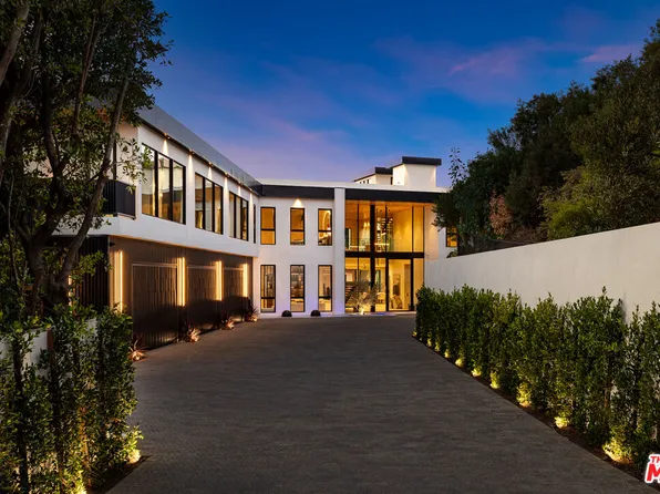 10901 Savona Rd, Los Angeles, CA 90077