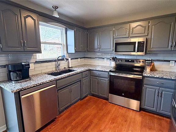4th image of 1846 Mallard Dr