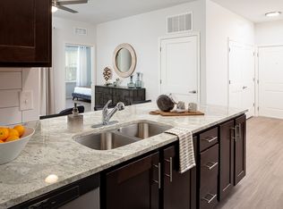 Frontgate Apartments, Louisville, KY 40228