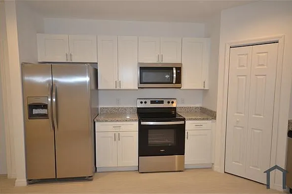 3306 Bassie Ct — Photo 25