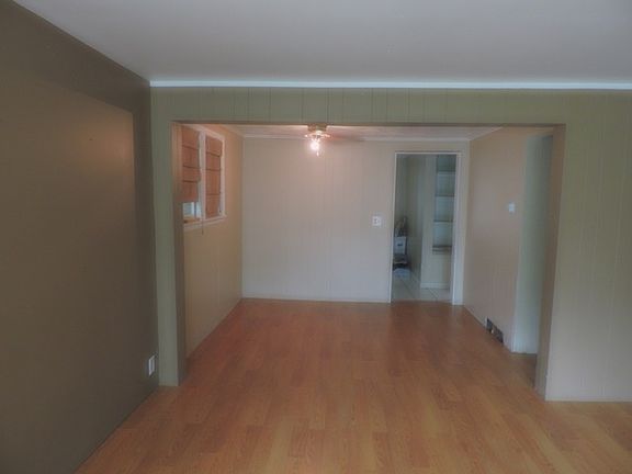 4th image of 11284 W Carnahan Ave