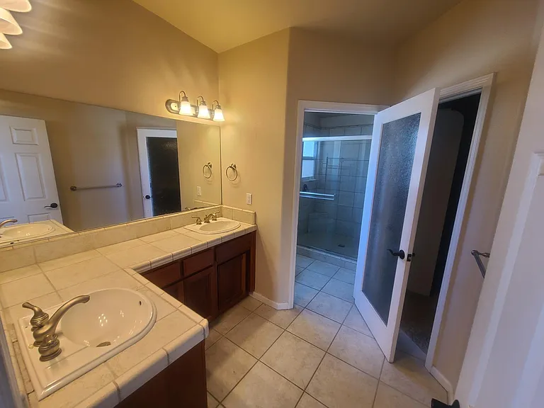 2790 Cedar Ave — Photo 16