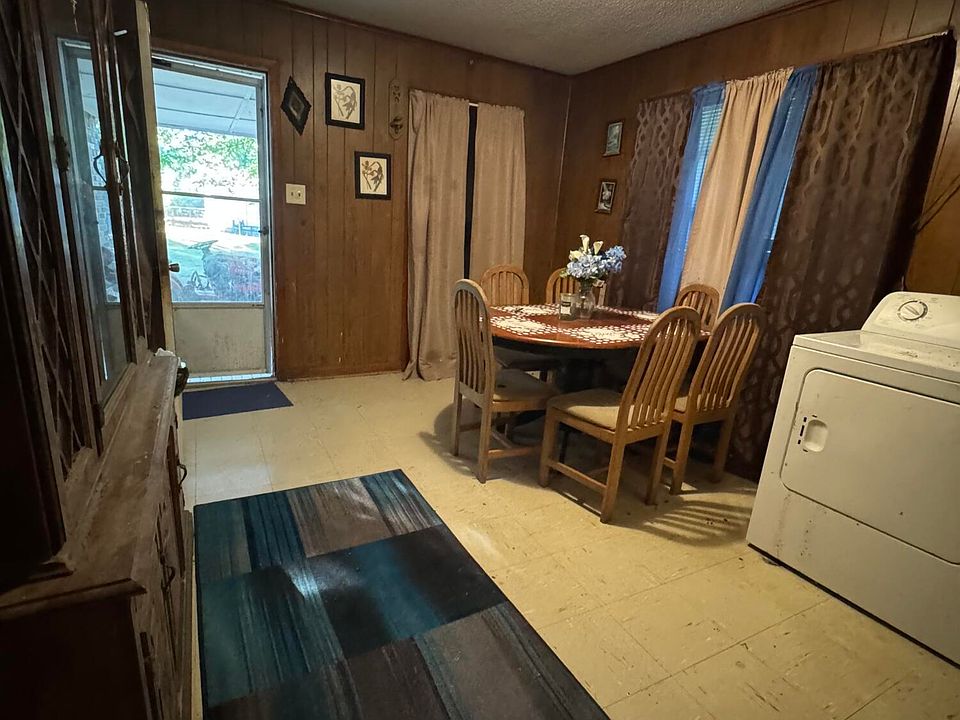 2nd image of 764 Gleaton Rd