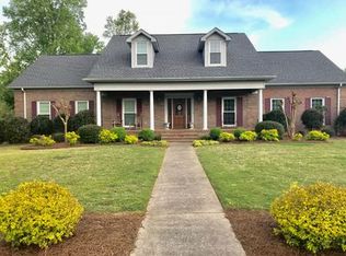 1003 Foxchase Dr NW, Arab, AL 35016
