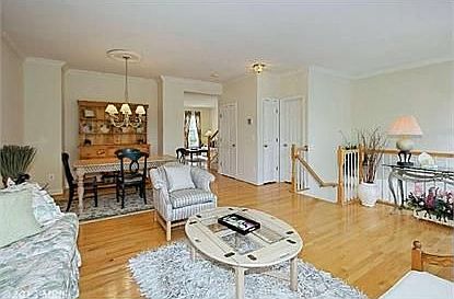 3rd image of 2805 Marywood Oaks Ln
