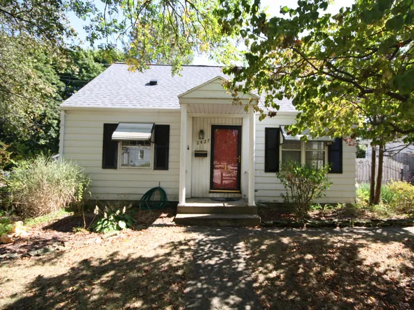 2427 Fulford St, Kalamazoo, MI 49001