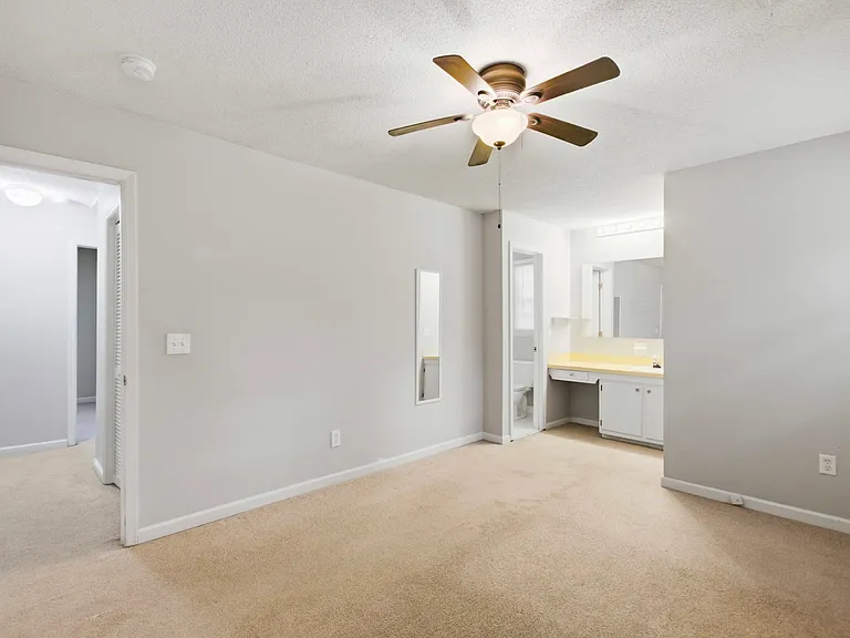 1860 Piper Dr — Photo 27
