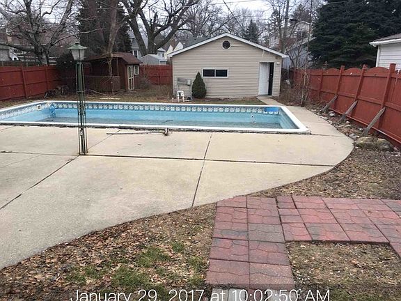 5th image of 9619 S Tulley Ave