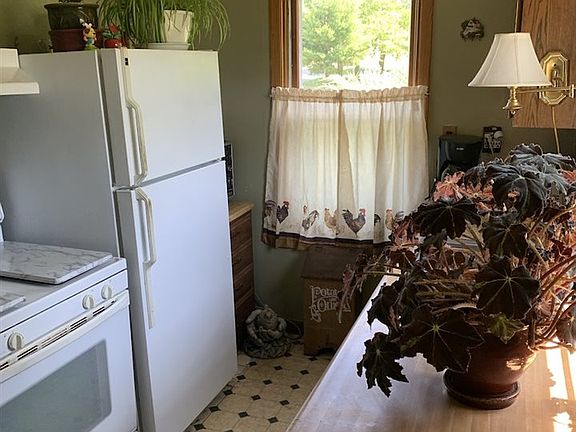 5th image of 1501 Emmet St