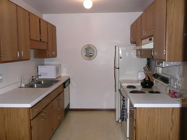 Elka Lane Apartments LLP — Photo 11