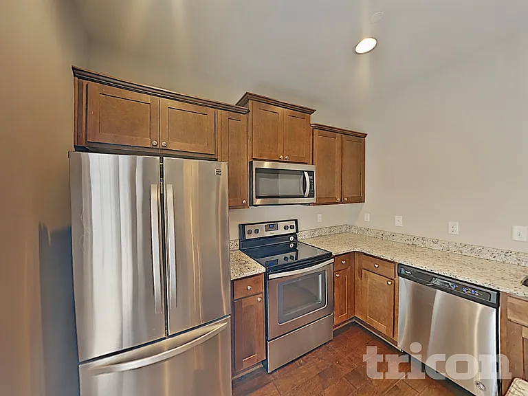 512 Hickory Leaf Ct — Photo 21