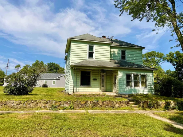 200 S White St, Culver, IN 46511